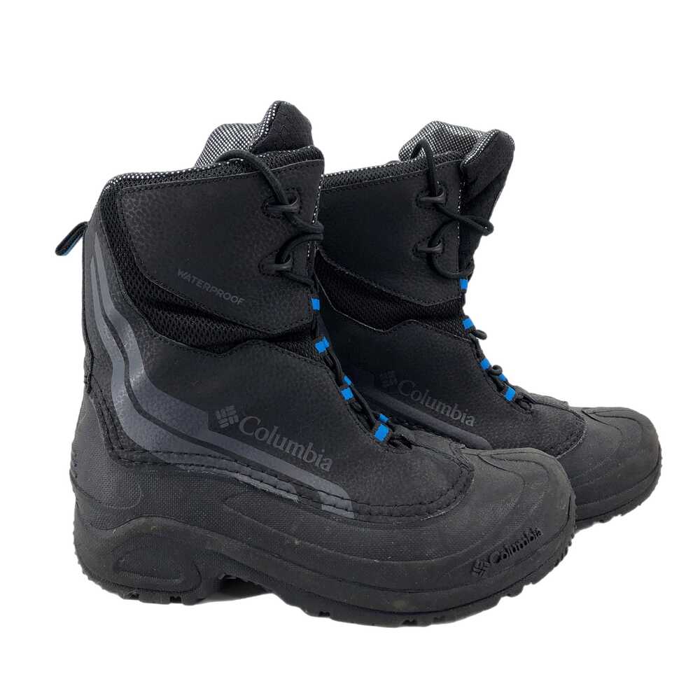 Columbia Black and Blue Synthetic Snow Boots | Perfect for Any Season